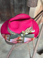 Load image into Gallery viewer, Mommy and Me Wide Brim and Small Brim Pair/ Pink Distressed Fedora&#39;s
